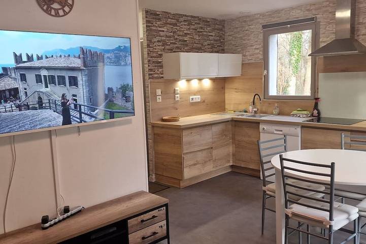 Location de vacances pour 4 personnes, avec Terrasse et Jardin à La Roche-Derrien