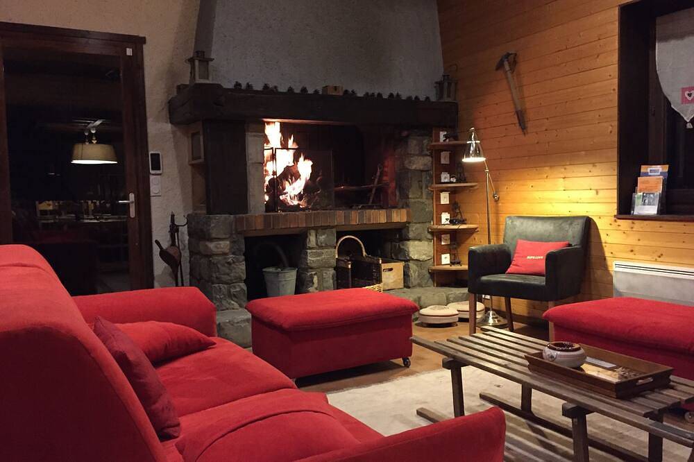 Acogedor Chalet 8 a 12 pers. en Vallouise (renovado de 2012 a 2016) in Vallouise, Parque Nacional de los Ecrins