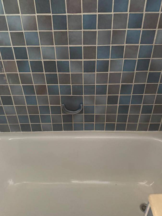 Location de vacances pour 19 personnes, avec vue ainsi que balcon et piscine dans Golf De Beauvallon - 2