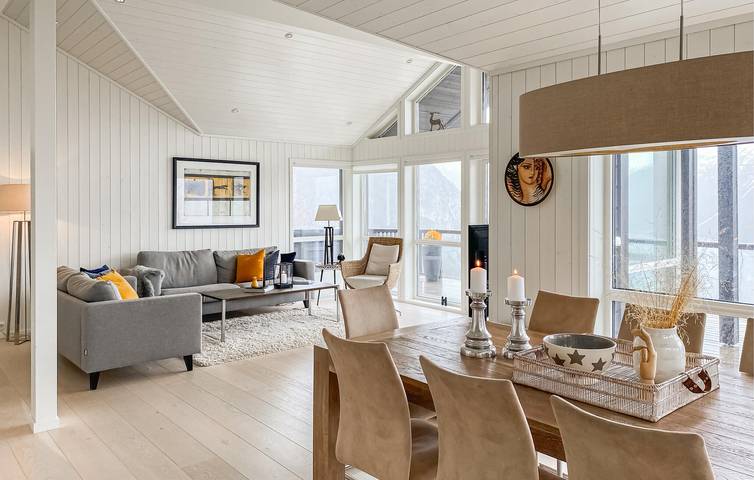 Ferienhaus für 7 Personen mit Terrasse in Valldalen, Norddal