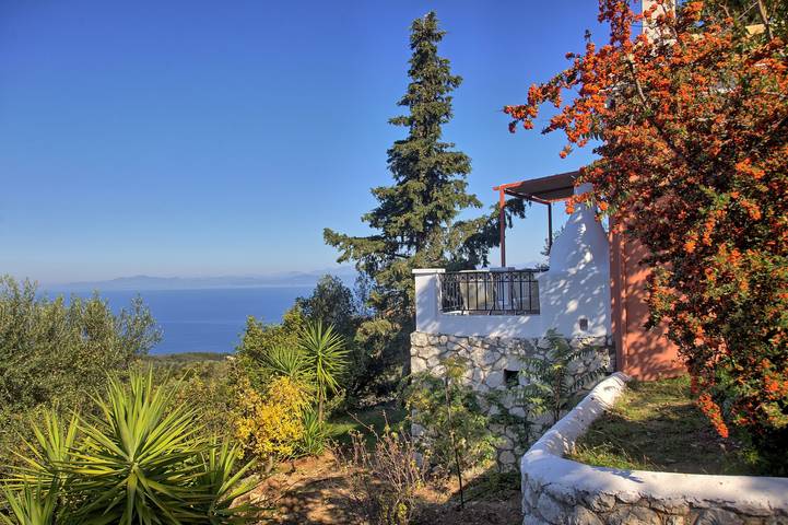 Holiday Home 'Villa Meltemi' with Sea View, Wi-Fi, and Air Conditioning in Greece