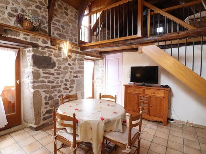 Location de vacances pour 4 personnes, avec jardin à Leucamp - 3