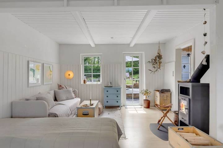 Vacation rental for 4 people, with terrace and yard, with pets in Zealand