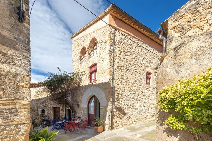 Casa rural para 11 personas, con jardín en Báscara