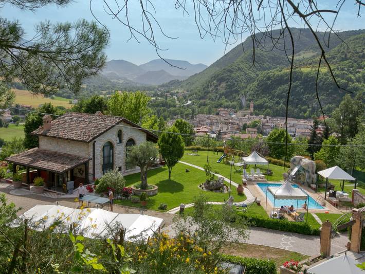 Gîte pour 5 personnes, avec terrasse ainsi que jardin et piscine, animaux acceptés en Italie - 2