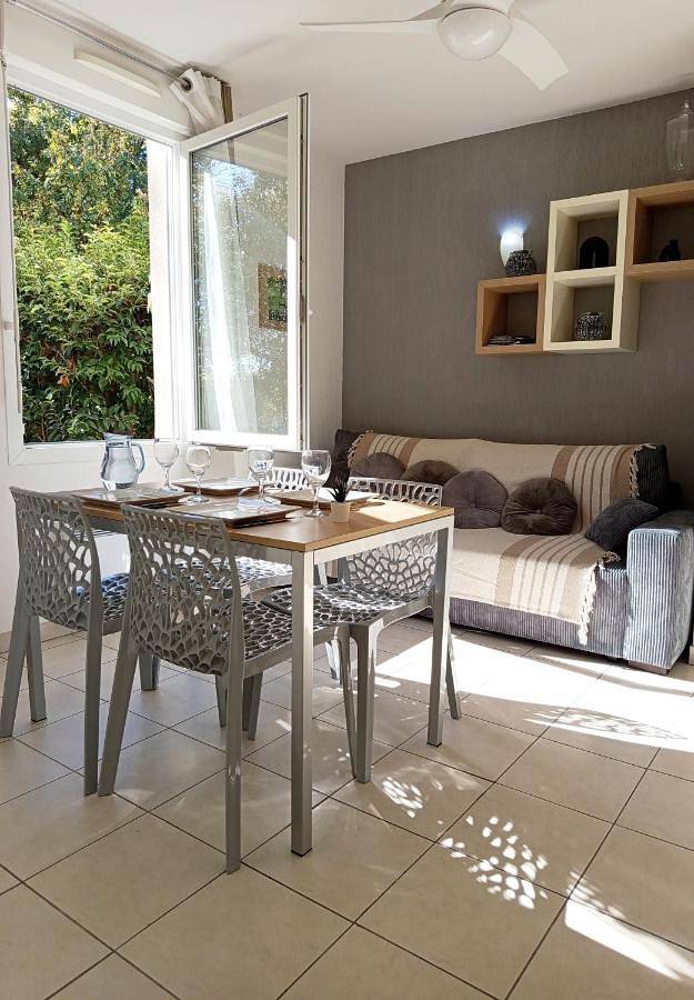 Appartement entier, Le Chant des Cigales in Azille, Région de Carcassonne