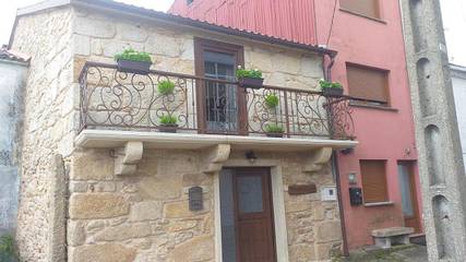 Casa rural para 7 personas, con vistas y jardín, Se admiten mascotas en Padrón