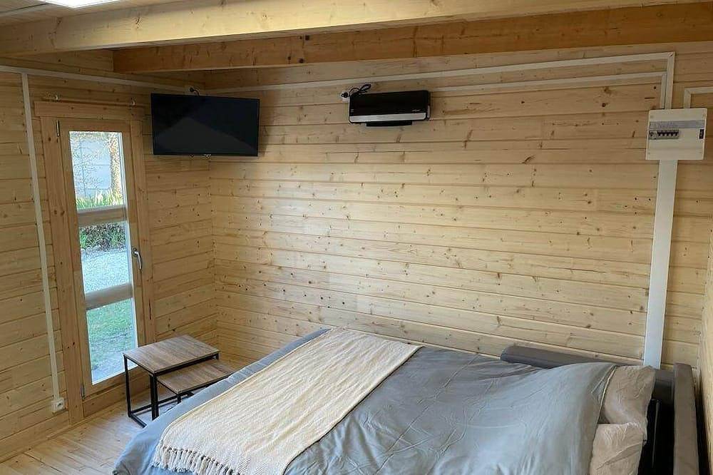 Fully equipped Tiny House with garden in Saint-Florent-sur-Cher, Bourges und Umgebung