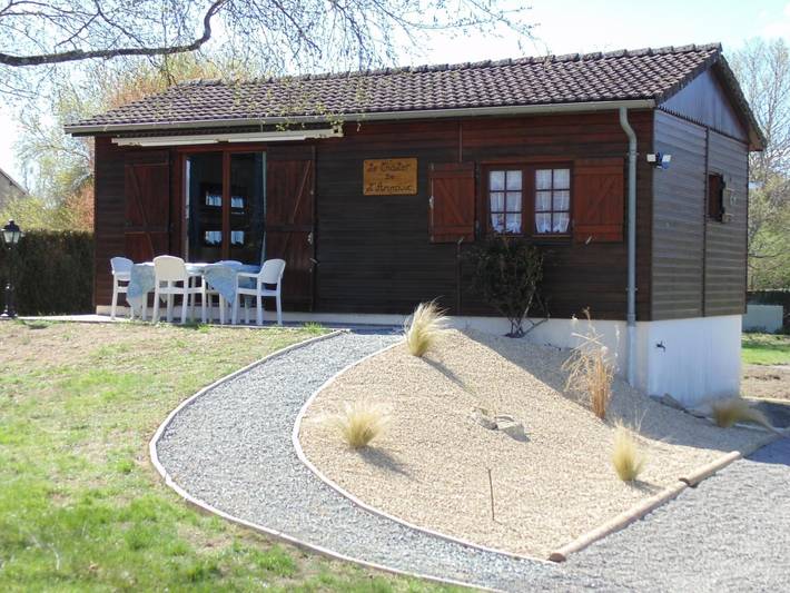 Gîte pour 3 personnes, avec jardin et terrasse, animaux acceptés