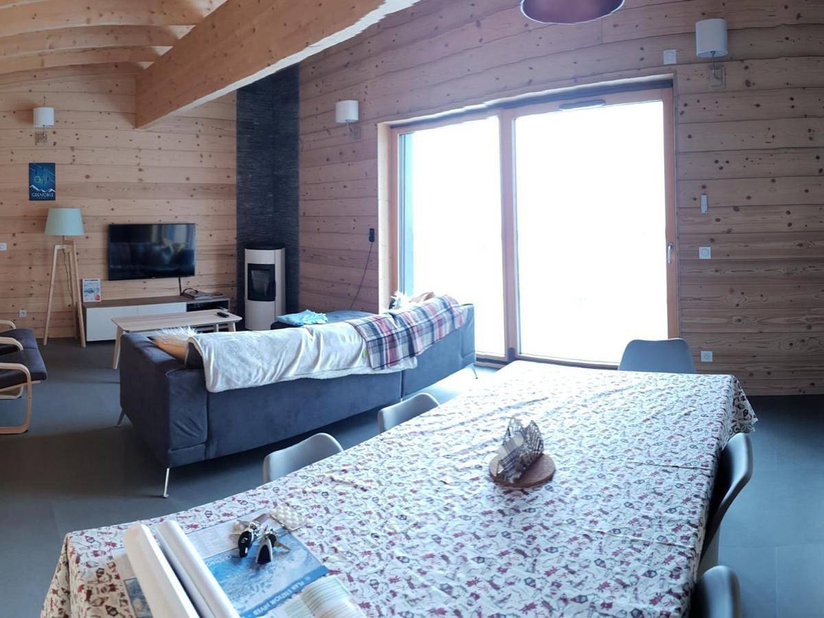 Chalet (12 Adults) in Chamrousse, Parc national des Écrins