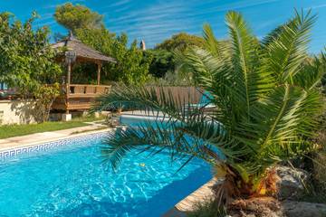 Gîte pour 2 personnes, avec jardin à Lambesc