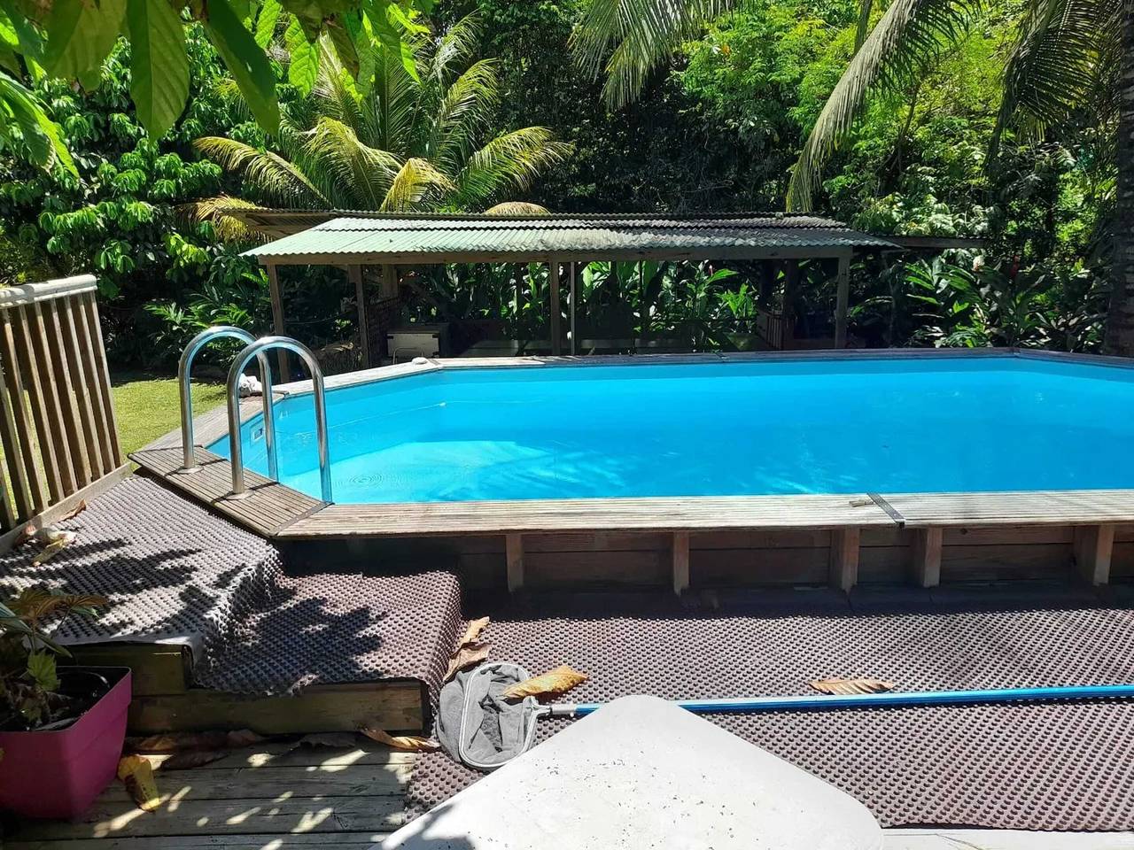 Entire apartment, Spacious Apartment with Pool in Deshaies, 180 m² in Deshaies, Guadeloupe (Caribbean)