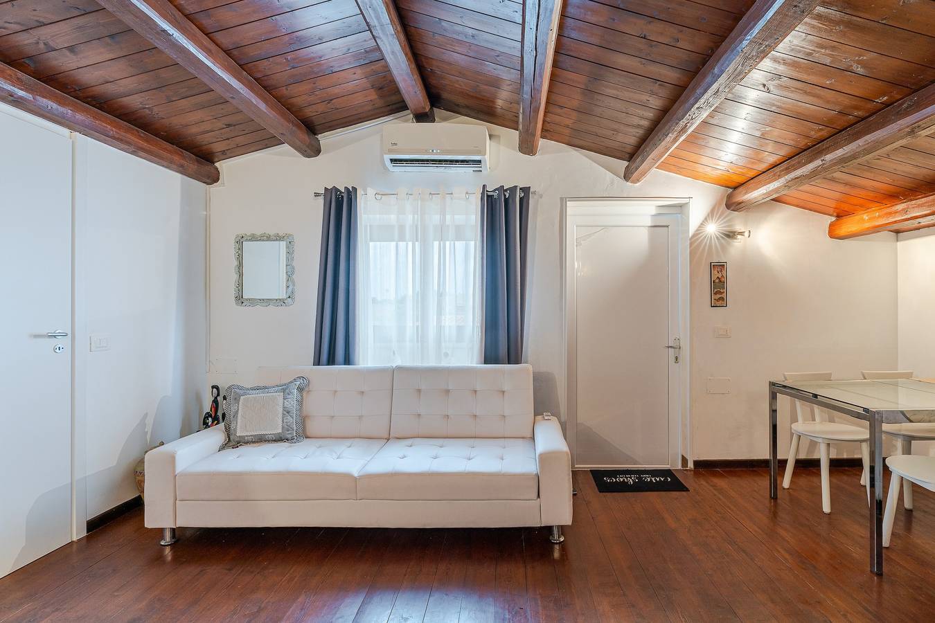 Appartamento '3 Twins Suite Portopalo' con Giardino in Comune e Aria Condizionata in Portopalo di Capo Passero, Siracusa e dintorni