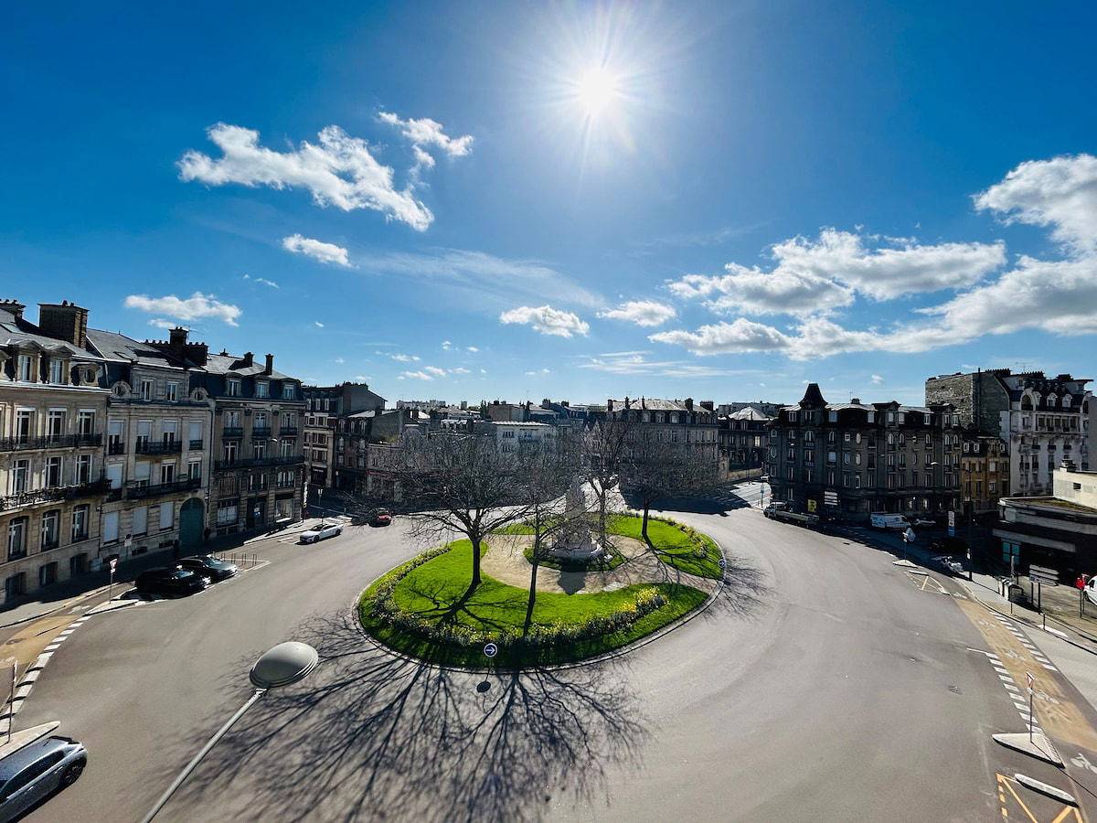 Entire apartment, La Suite Briand | Hypercentre in Reims, Marne