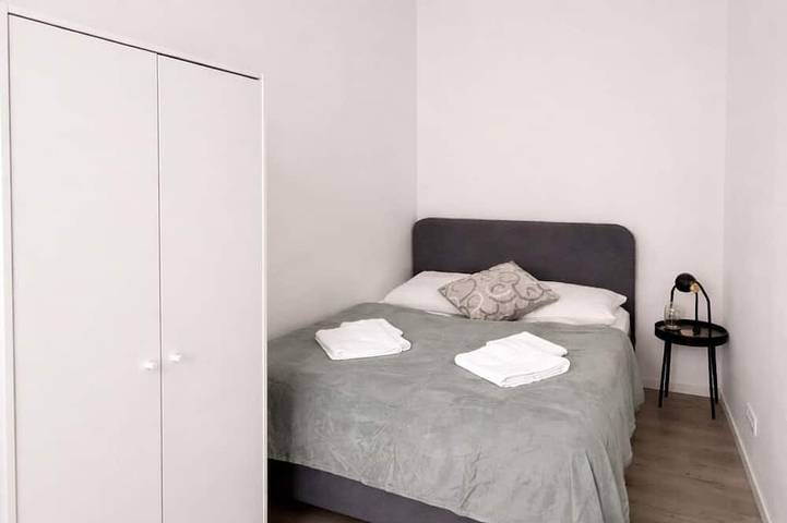 Ganze Wohnung, Direkt am Rhein - Zentral, Ruhig & Hell. in Köln, Rheinland