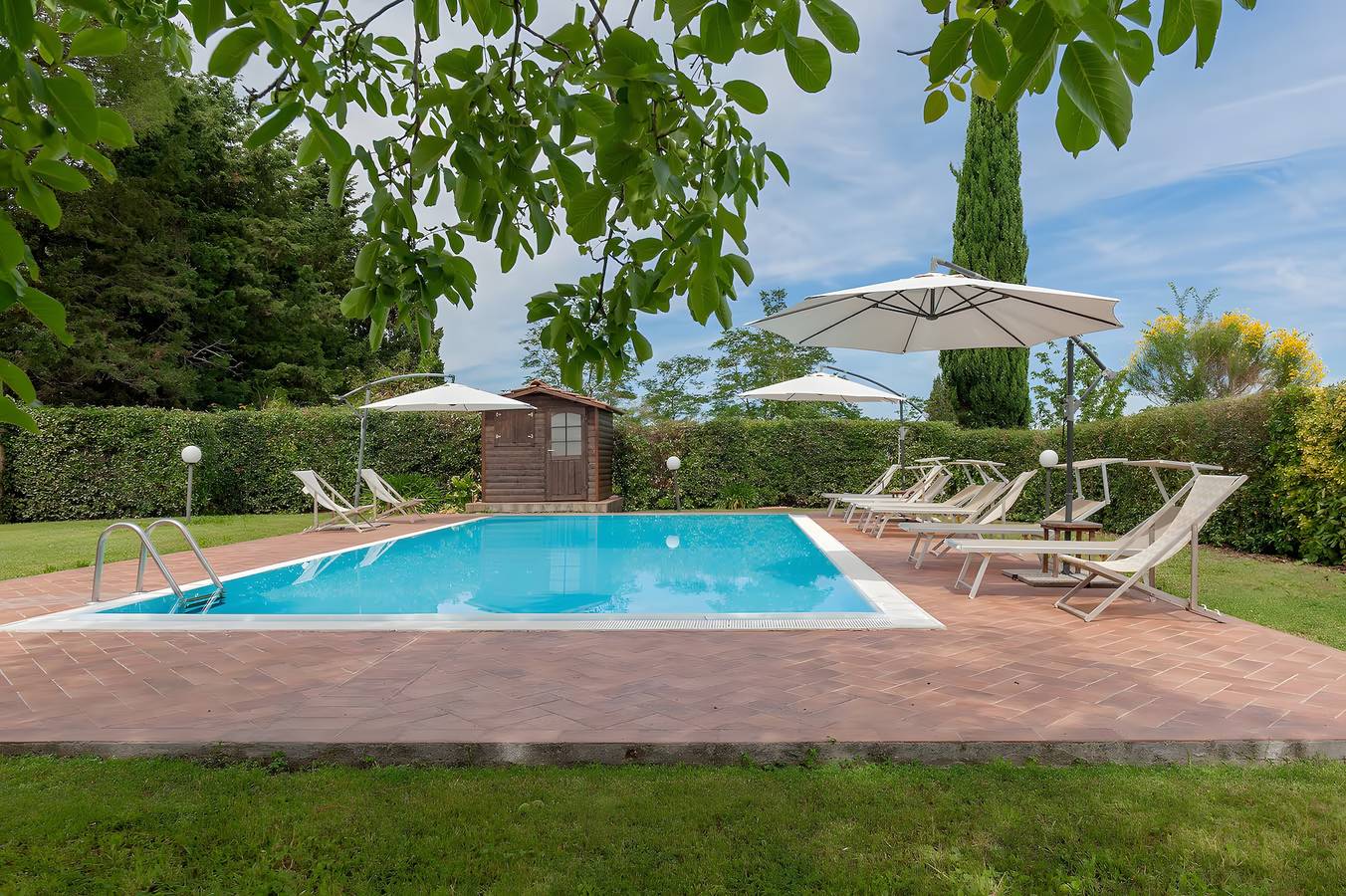 Entire apartment, Apartment 'Poggionovello-nord' with Private Pool, Wi-Fi and Air Conditioning in Peccioli, Pisa Province
