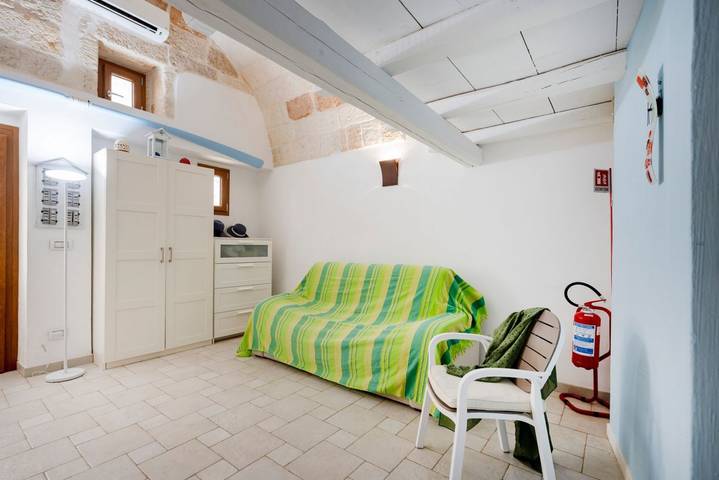 Appartement entier, Appartement de vacances pour 4 personnes avec balcon/terrasse in Lama Monachile (Polignano a Mare), Polignano a Mare