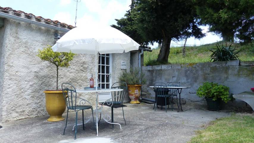 Gîte pour 2 personnes, avec jardin