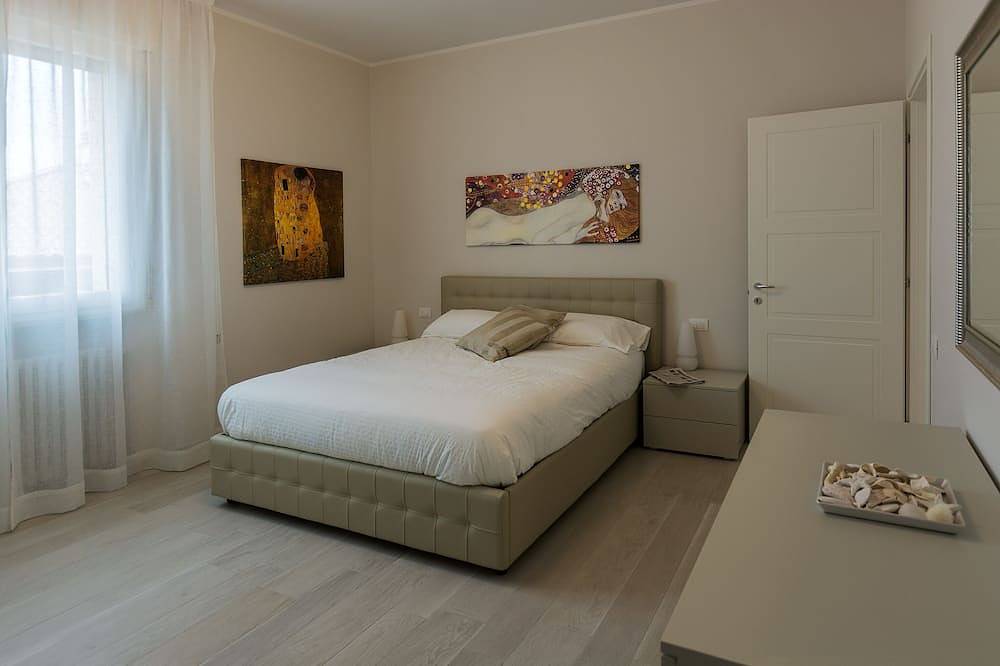 Apartamento entero, Elegante apartamento con maravillosa vista sobre la Iglesia de San Vital in Rávena, Provincia de Ravenna