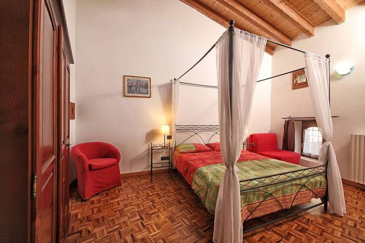 Agriturismo für 4 Personen, mit Whirlpool und Pool sowie Garten am Gardasee - 2