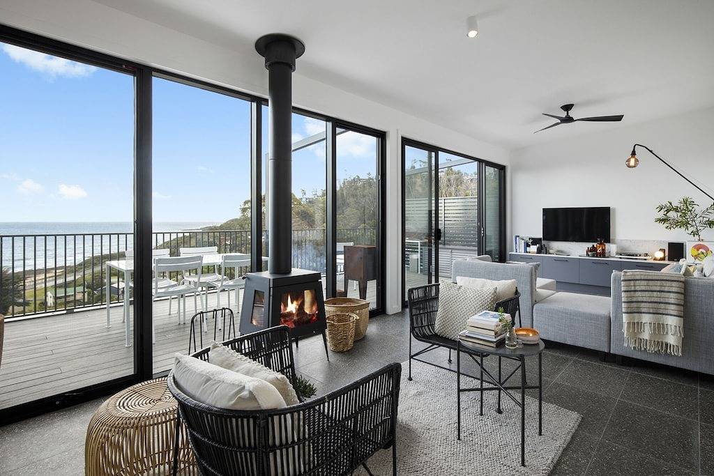 Months and Seasons - Wye River Beach House - Stunning Views in Wye River, Colac Otway Shire