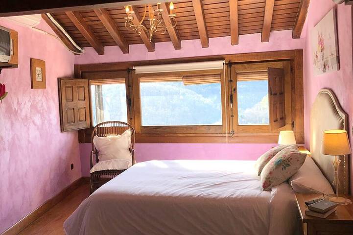 Gîte pour 9 personnes, avec balcon à Mogarraz - 2