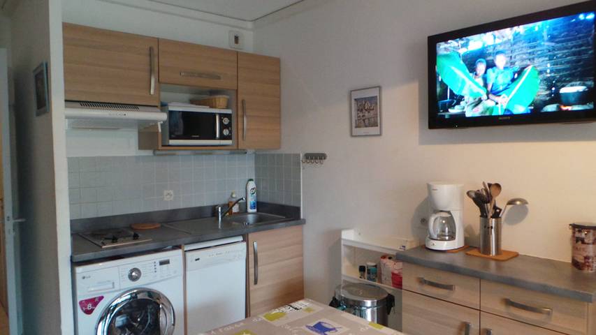 Gîte pour 4 personnes, avec piscine ainsi que jardin et terrasse, animaux acceptés dans Occitanie - 4