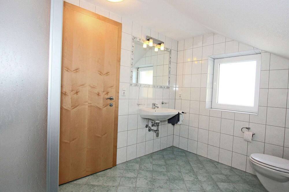Geheel appartement, Chalet in Fiss bij Skiliften in Fiss, Serfaus-Fiss-Ladis