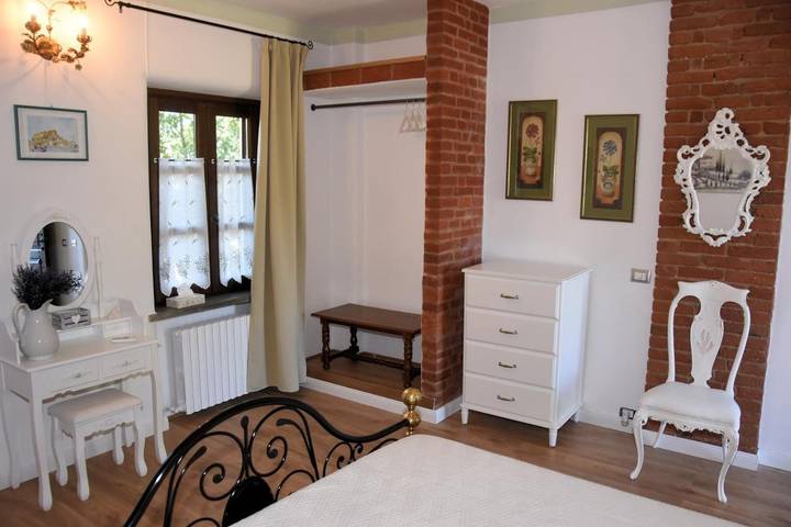 Gîte pour 2 personnes, avec jardin et vue, animaux acceptés à Tigliole - 4