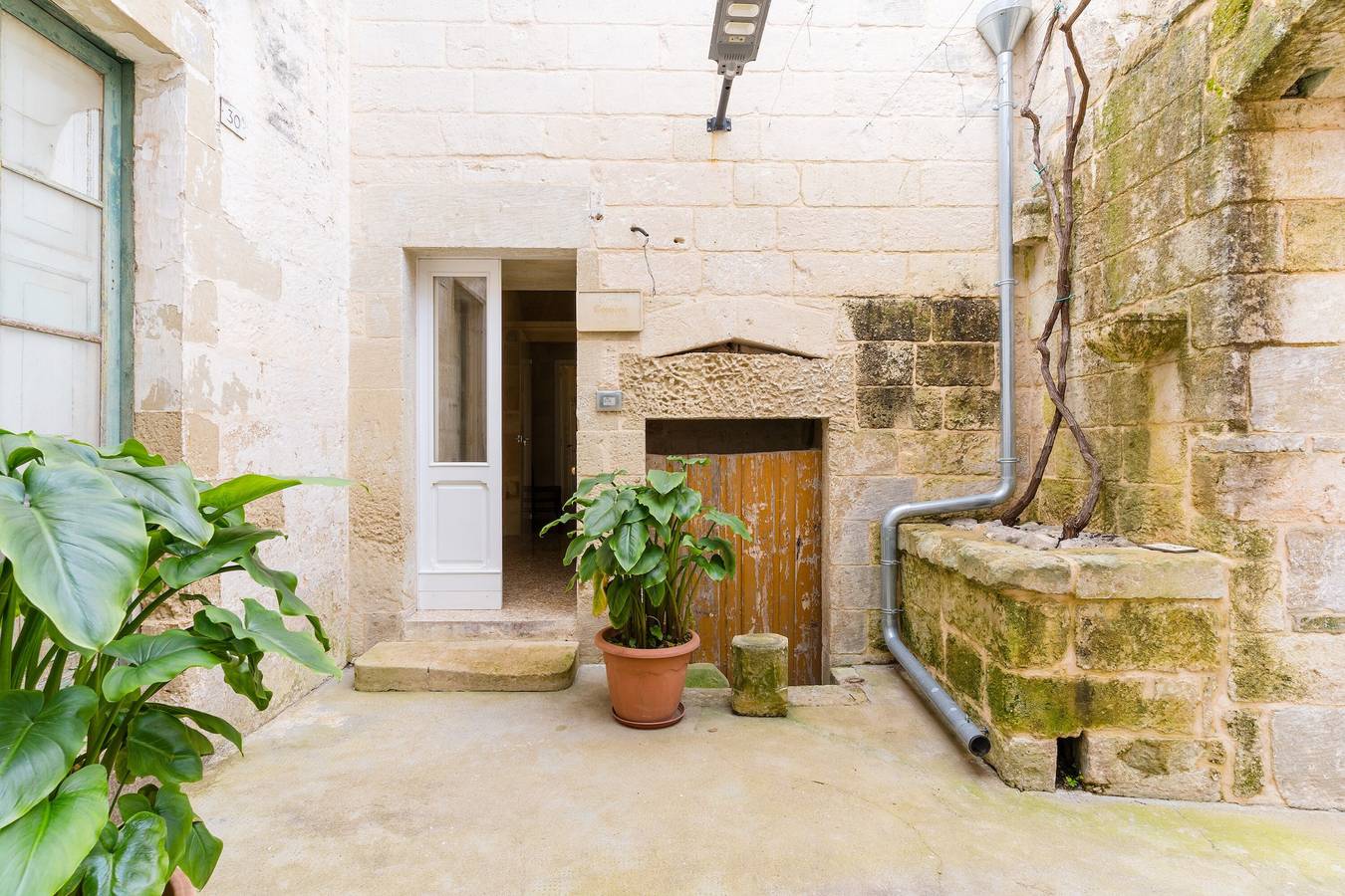Corte Cochlea 'La Curte Suite' mit Wlan, Klimaanlage und Whirlpool in Cannole, Lecce Provinz
