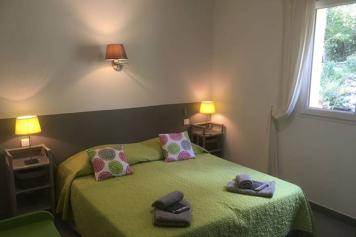 Villa 6 - 8 personnes avec piscine privée chauffée à Porto Vecchio in Porto-Vecchio, Arrondissement de Sartène