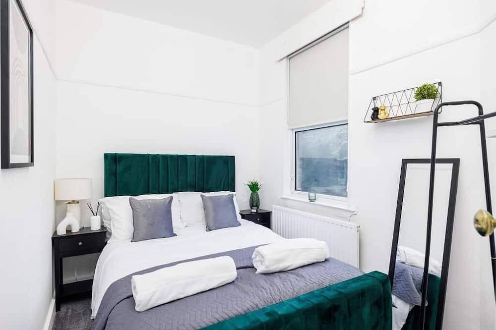 Apartamento entero, Gorgeous & Cozy 2Br City Centre Near High St by Luxiety Stays in Westcliff-on-Sea, Southend-on-Sea