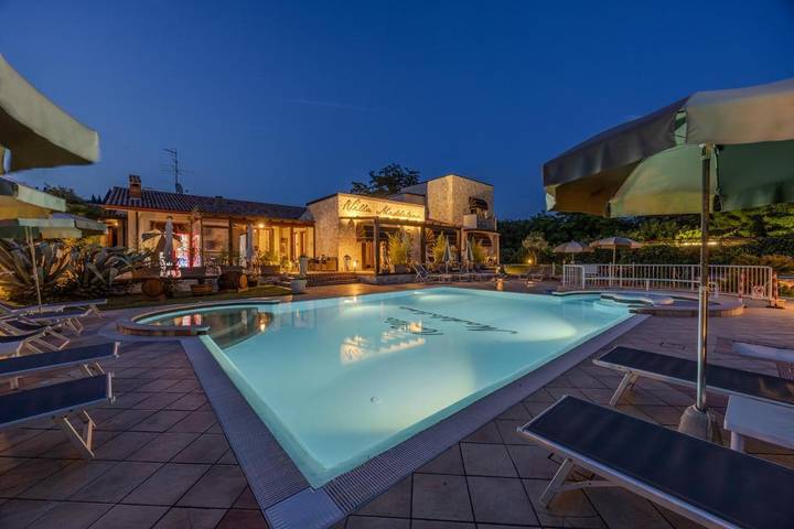 B&B für 2 Personen, mit Terrasse und Garten sowie Pool in Bardolino