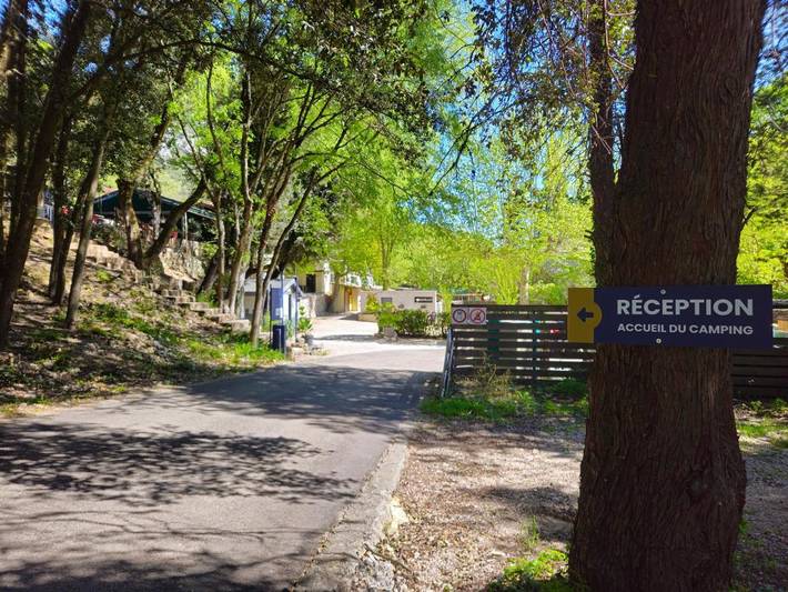 Camping pour 4 personnes, avec Terrasse et Jardin dans Gorges de l’Ardèche - 4