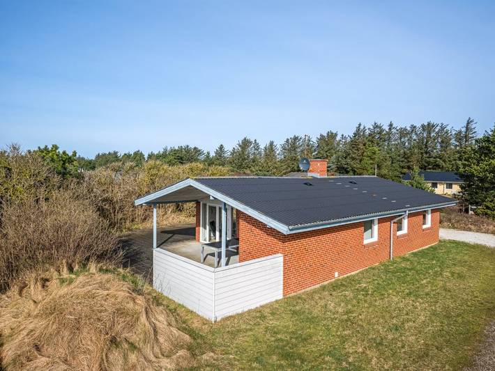 Ferieudlejning for 6 personer, med Terrasse og Sauna i Klegod