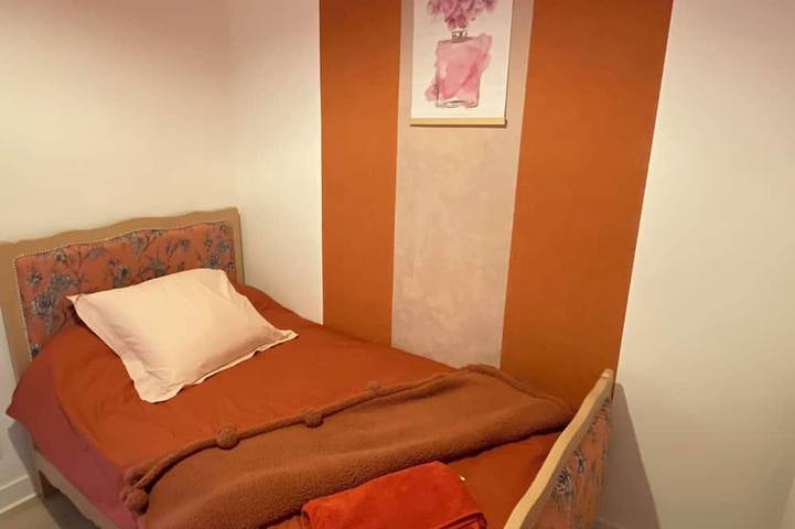Gîte pour 13 personnes à Thoiré-sous-Contensor