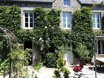 Chambre d’hôte pour 2 personnes, avec jardin à Regnéville-sur-Mer
