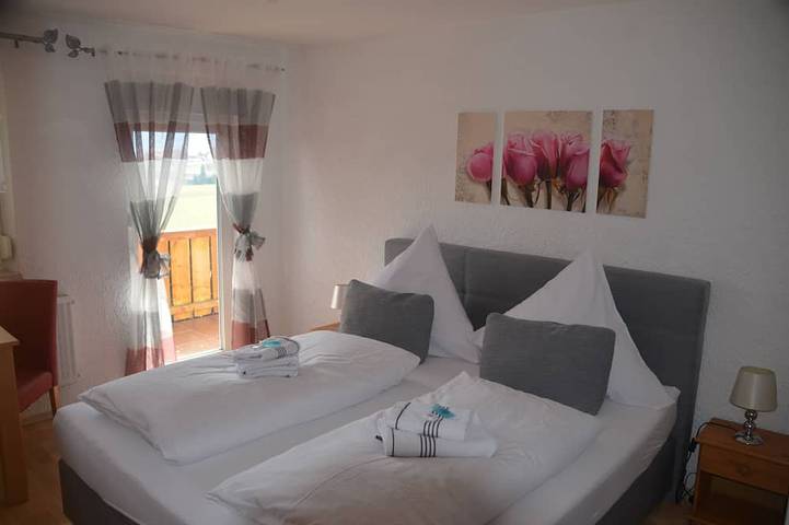 Hütte für 4 Personen, mit Garten und Terrasse in Pfronten - 2