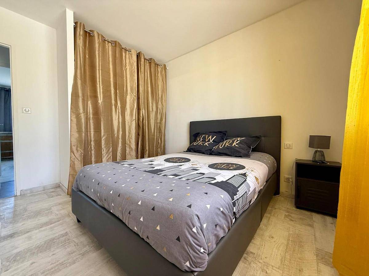 Villa Kernevez - Swimming Pool & Air Conditioning in Aigues-Vives (Aude), Région de Carcassonne