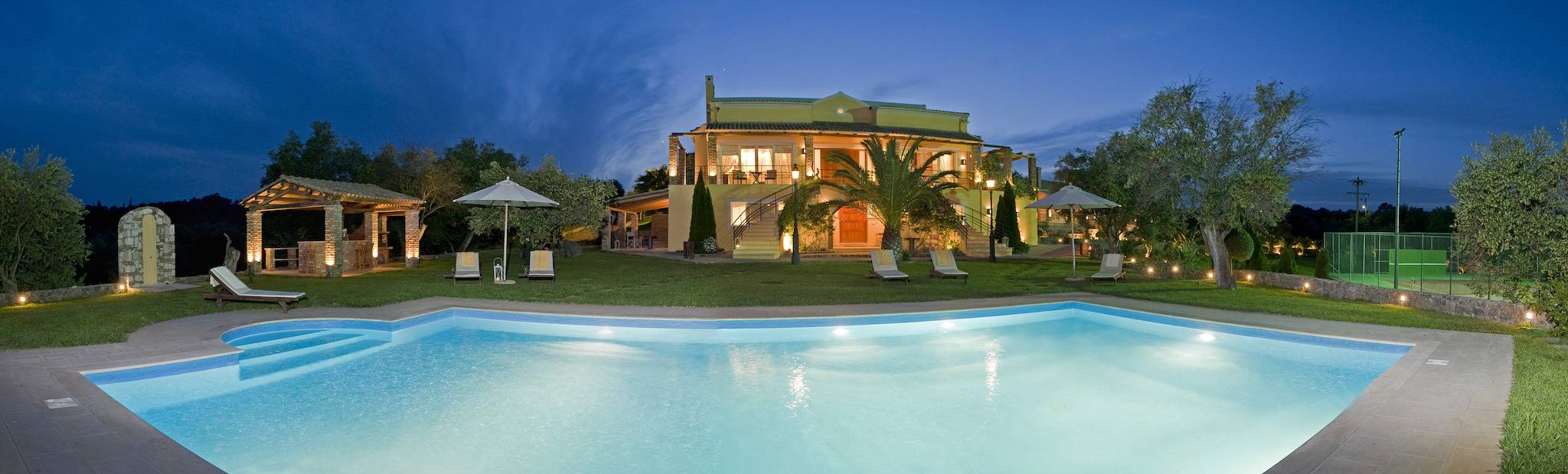Villa per 24 persone con piscina in Gouvia, Corfù