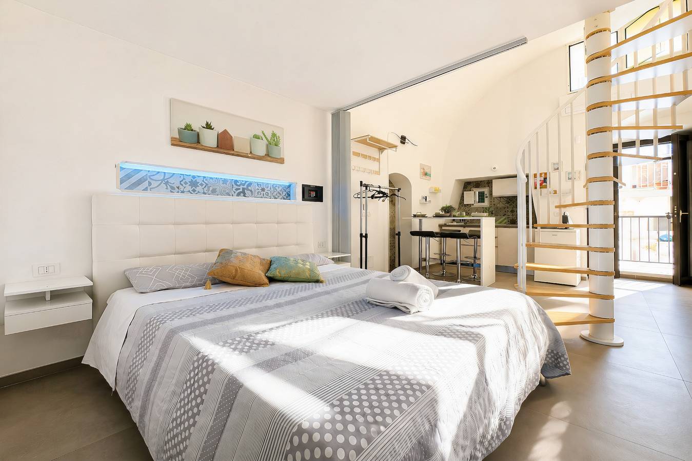 Ganze Wohnung, Apartment „Venti Nodi“ mit Balkon, Wlan und Klimaanlage in Vieste, Gargano