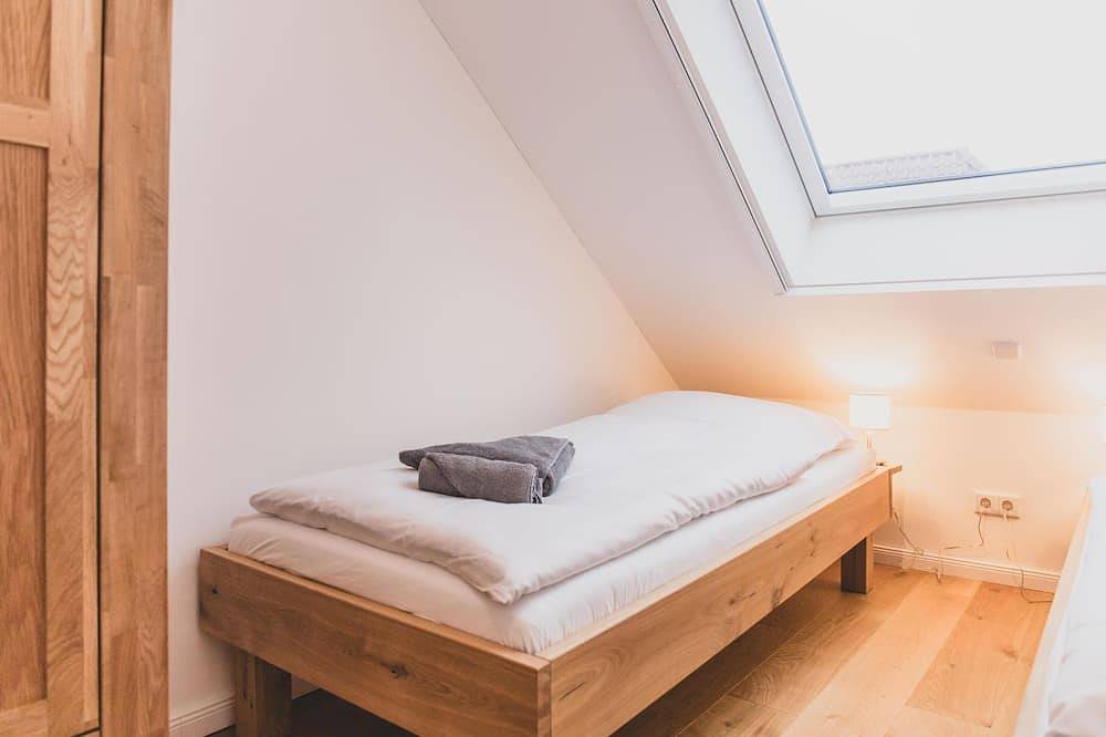 Ganze Wohnung, Zwaantje - Ferienwohnung in Rysum bei Greetsiel, 64 m²/4 Pers., E-Ladesäule in Rysum, Krummhörn
