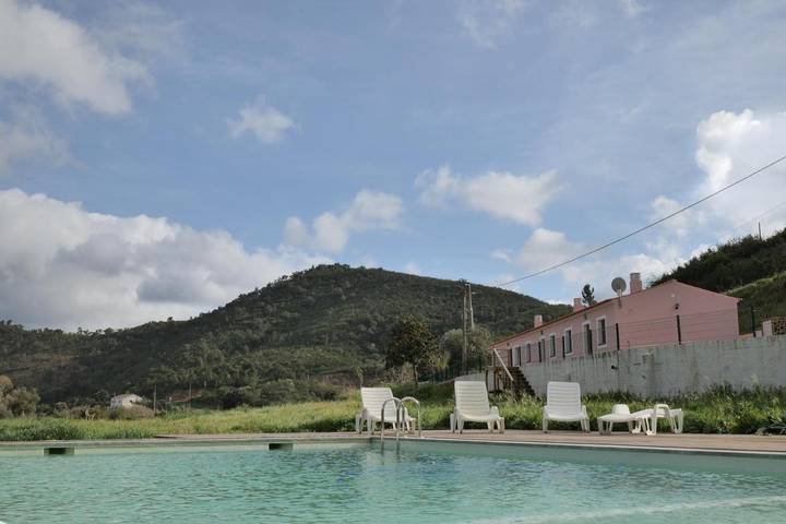 Maison de campagne pour 2 personnes, avec Terrasse ainsi que Jardin et Vue dans Marmelete