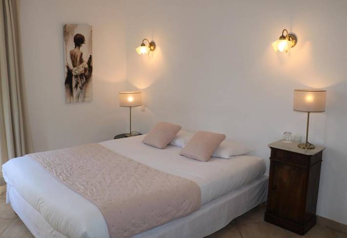 Location de vacances pour 5 personnes, avec vue ainsi que jardin et terrasse à Nonza - 2