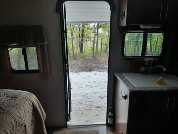 Caravan for 2 People in Florida, USA, Photo 3