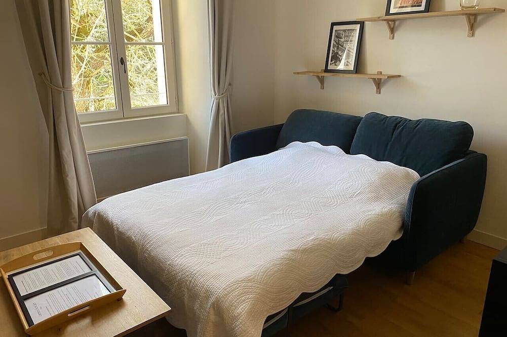 Ganze Wohnung, Au Fil du Clain - Cosy T2, parking & fiber in Poitiers, Vienne