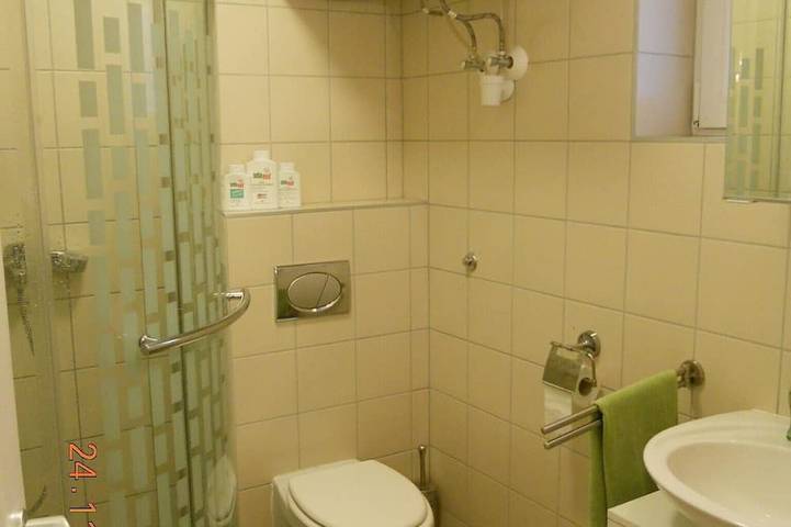 Ferienwohnung für 4 Personen, mit Terrasse und Garten sowie Pool in Budapest - 2