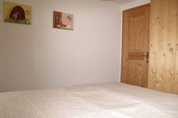 Ganze Wohnung, Casa Posta Berther-Roth, (Rueras/Sedrun), 663.01 in Tschamut, Tujetsch
