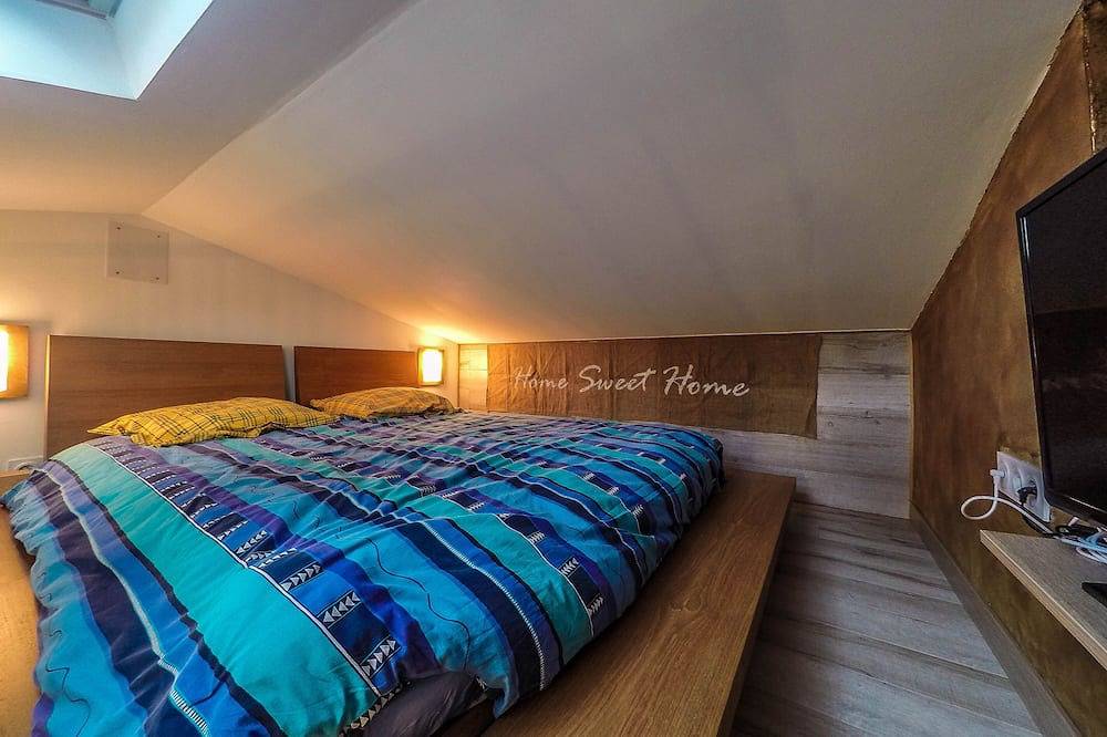 Appartamento intero, Loft monolocale / indipendente in Villa / 100 m. mare, giardino circostante. in Saint-Aygulf, Frejus