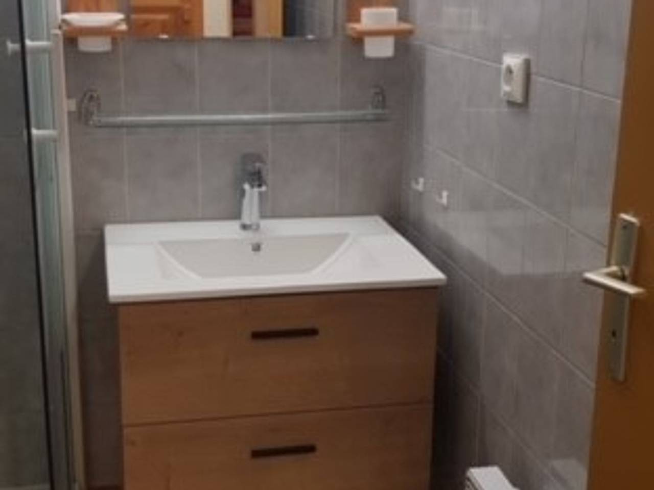 Apartamento entero, Acogedor apartamento 4 pers con balcón y Wifi a pie de pistas in Lanslevillard, Región de Saint-Jean-de-Maurienne